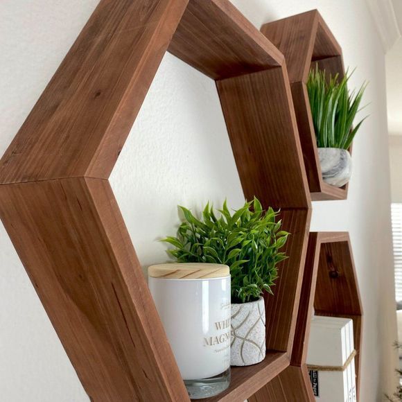 Hexagon Shelves Set - Home decor wall hanging shelves - Picture 8 of 9